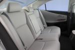 Lexus HS250h 2009 года